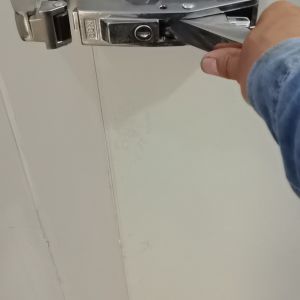 德昌冷库服务-外观-玻璃门检查