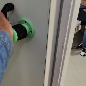 德昌冷库服务-外观-玻璃门检查