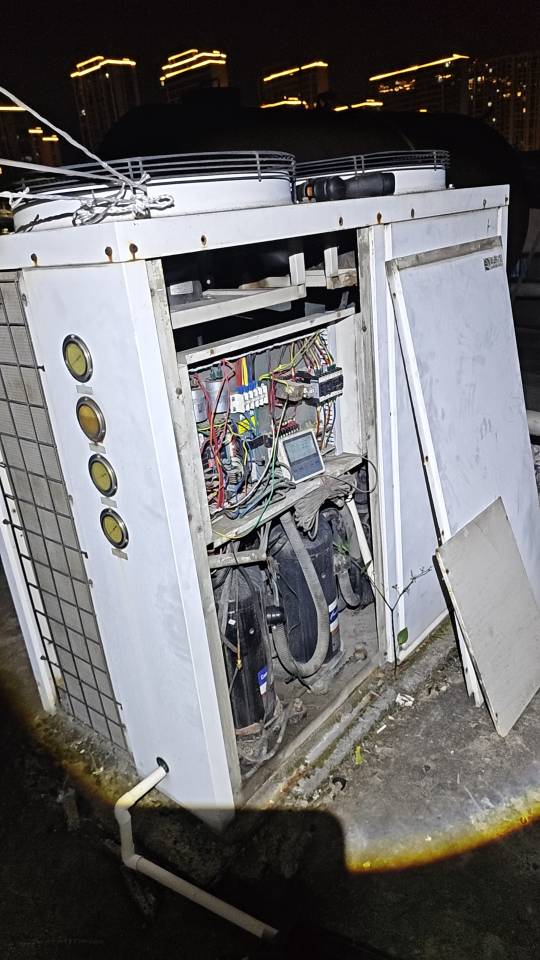 国内外各种品牌冷库空调安装维修服务案例