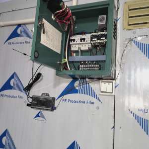 金阳冷库服务-电控箱外观和内部照片