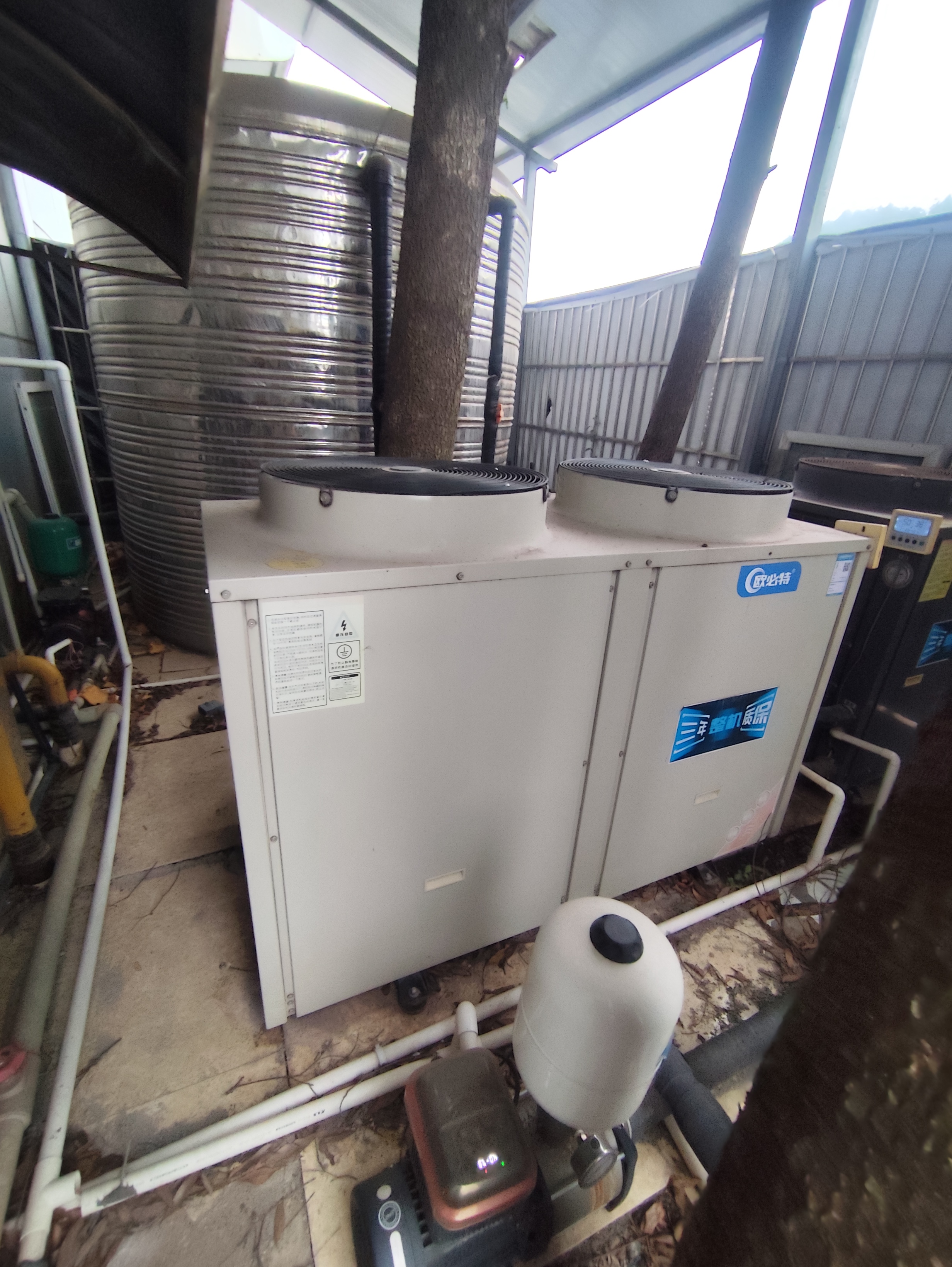 瑞科制冷电器安装维修中心。服务案例