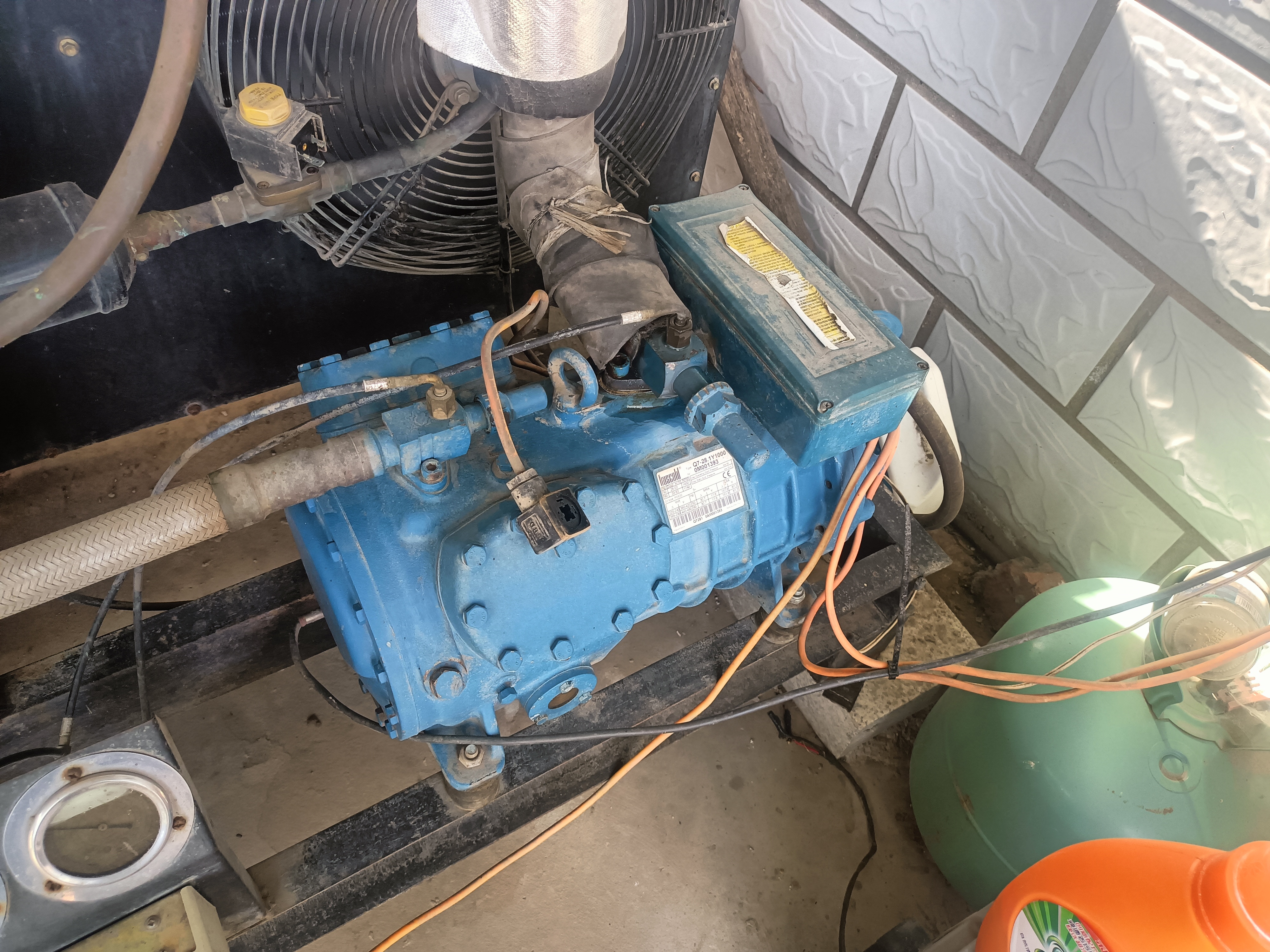 金龙家电冷库制作，中央空调酒店通风。服务案例