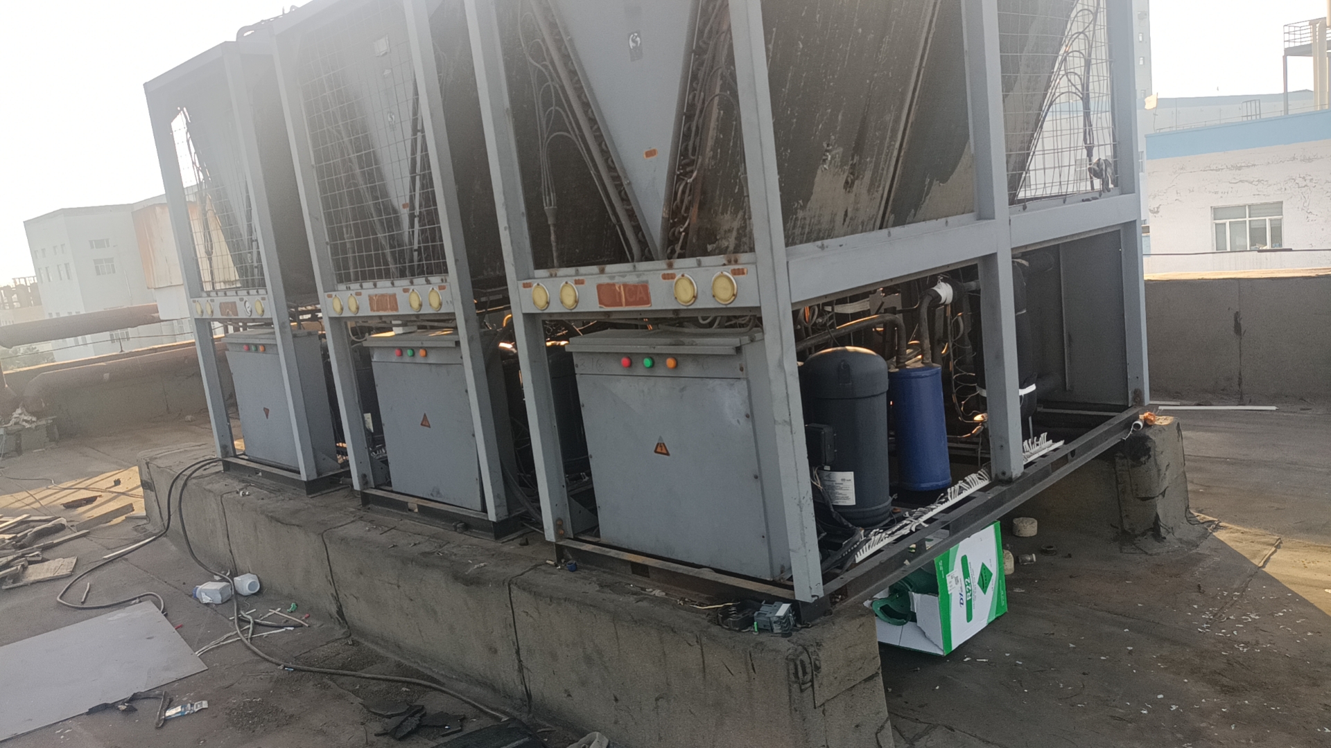 金龙家电冷库制作，中央空调酒店通风。服务案例