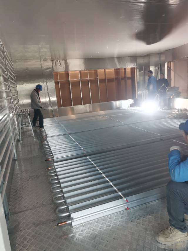 专注冷库安装  维修   制冰机  真空冻干机 速冻服务案例