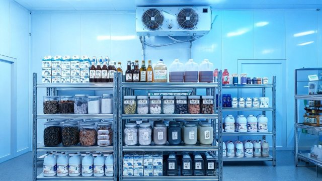 奶茶店冷库日常维护清单：延长设备寿命的关键步骤