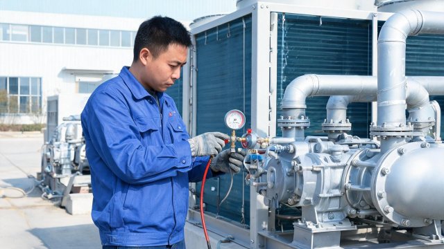 试剂冷库常见故障排查与维护要点：守住2-8℃就是守住饭碗