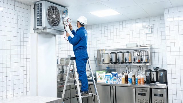 奶茶店冷库异响别硬扛：3个真实案例＋一张听音辨故障对照表