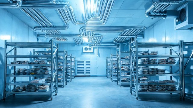 食品加工冷库漏氟应急处理五步法与全年防漏清单