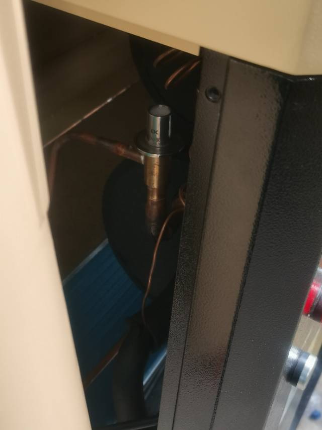 华记制冷设备维修服务案例