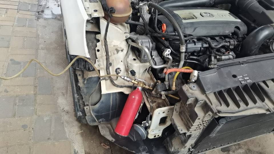 华记制冷设备维修服务案例